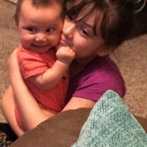 Meet your Posher, Mia